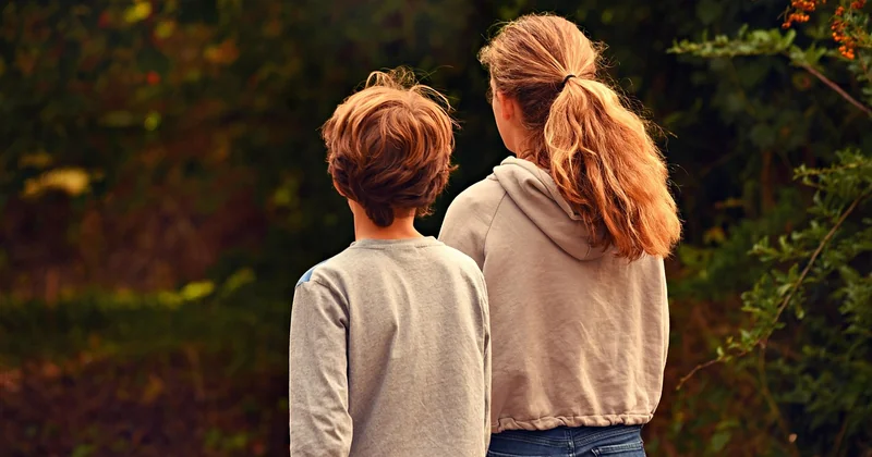 Comment gérer la jalousie du grand frère ou de la grande sœur